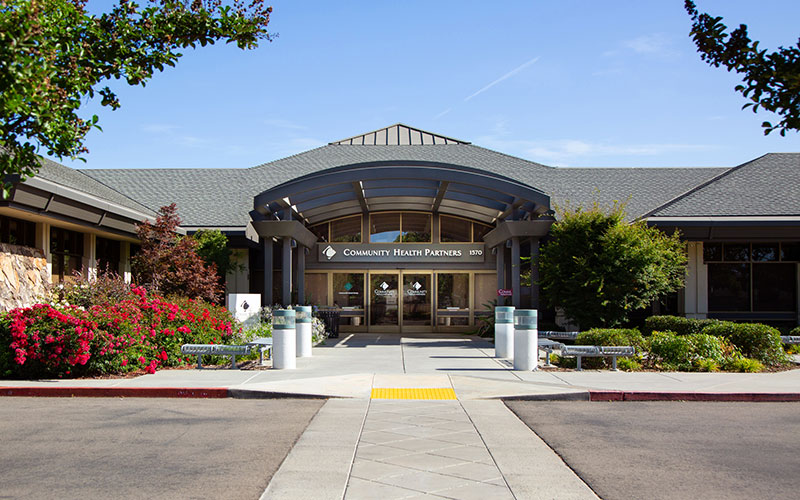 1570 East Herndon Avenue Community Primary Care Herndon Building, 1570 East Herndon Avenue